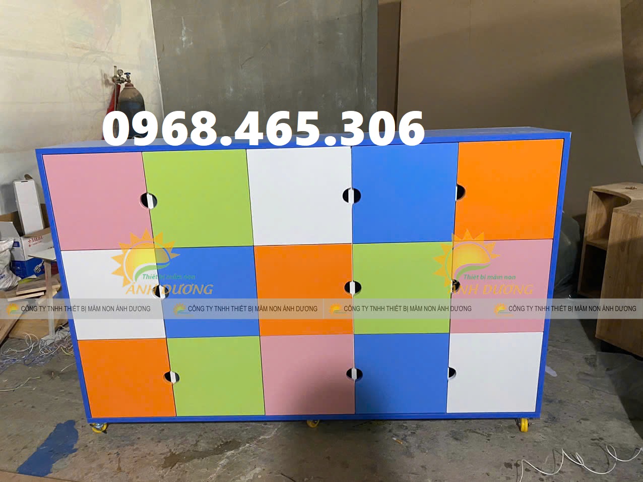 Tủ cặp dép mầm non, tủ gỗ đựng cặp mầm non, kệ đựng balo mầm non