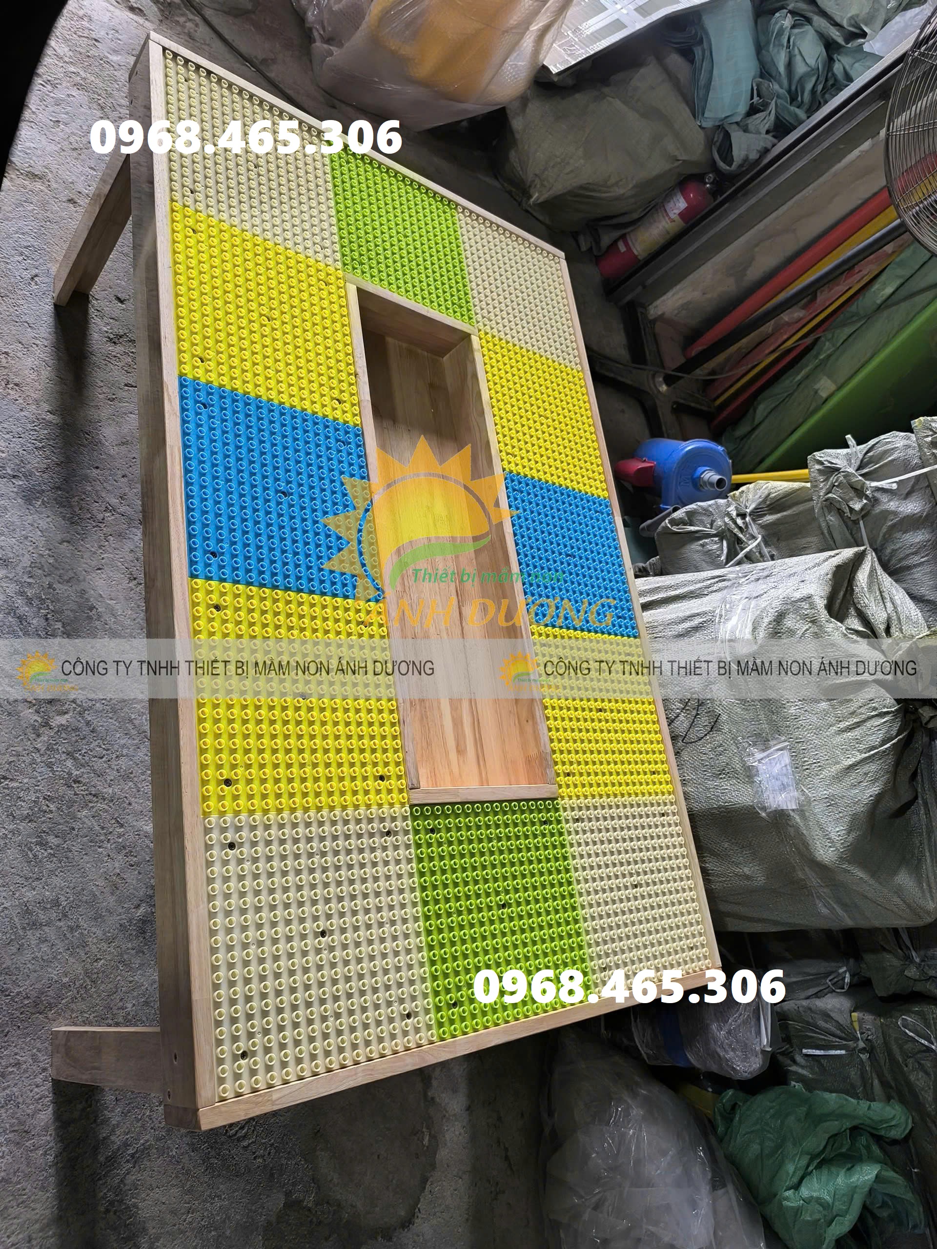 Bàn chơi lego trẻ em, bàn lego cho bé, bàn xếp lego trẻ em