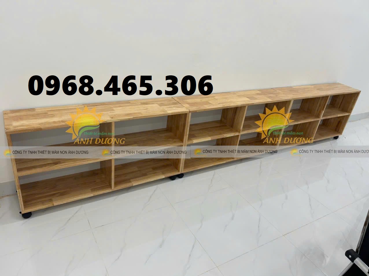 Kệ gỗ mầm non 3 tầng, kệ gỗ cao su mầm non, kệ nhà trẻ mẫu giáo