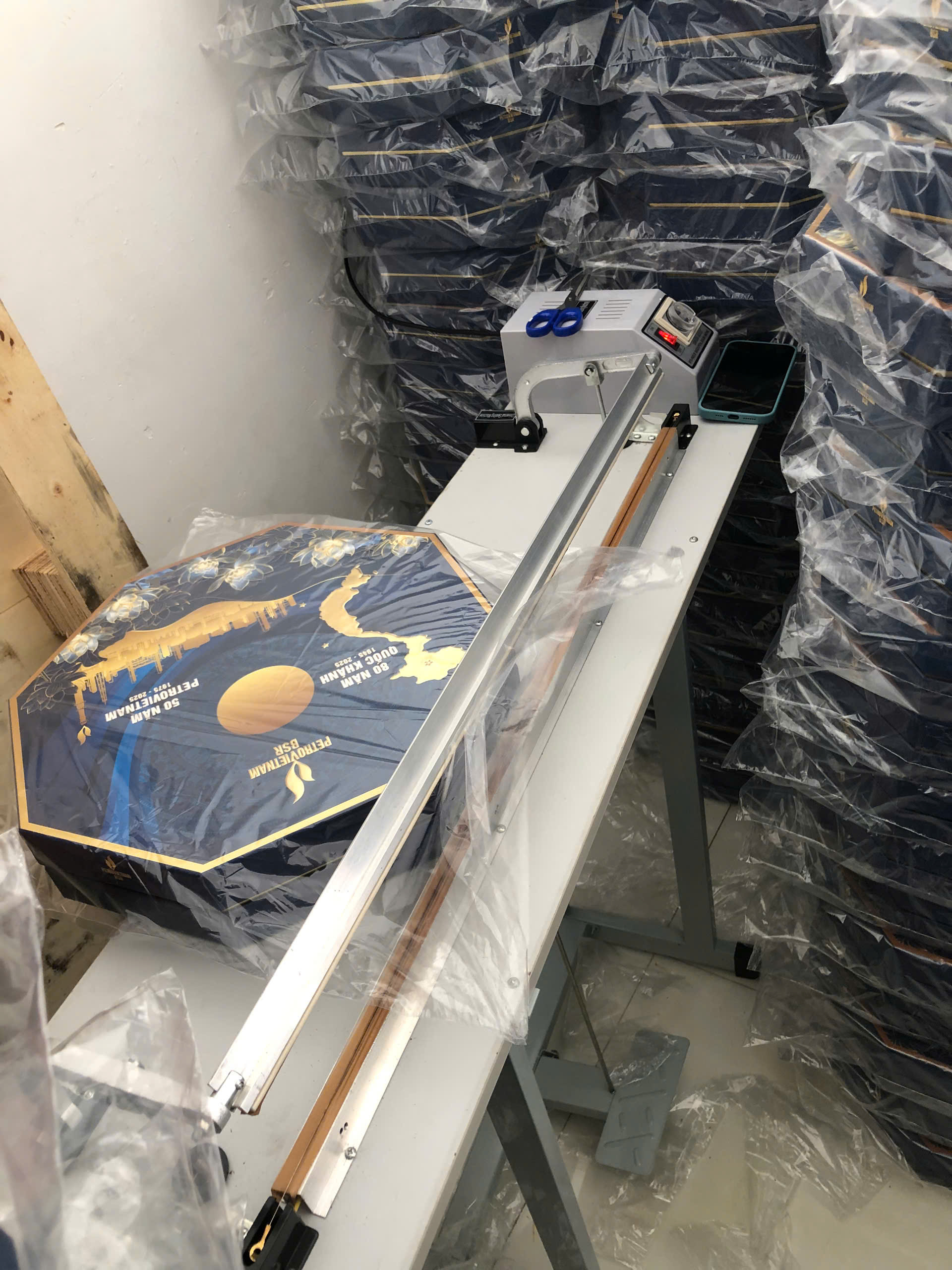 Máy hàn miệng túi dập chân 800 khỏe, bền, dễ dùng