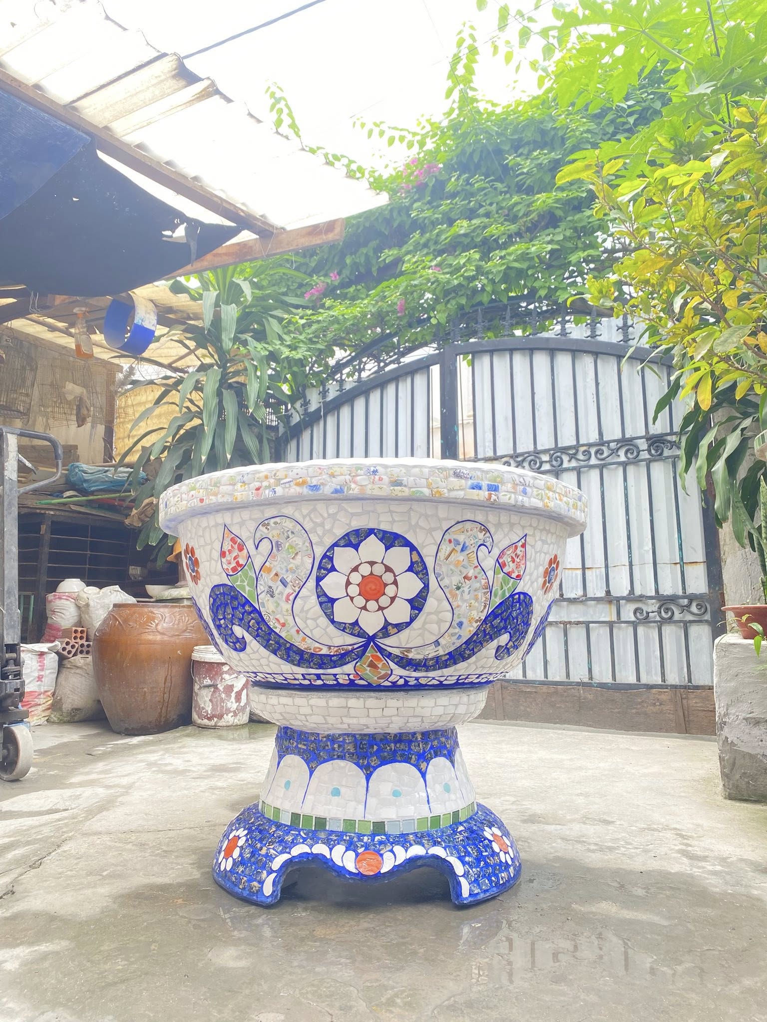 Chậu hoa _ chậu cảnh _ chậu hoa khảm miễng chén dĩa, cẩn sành sứ