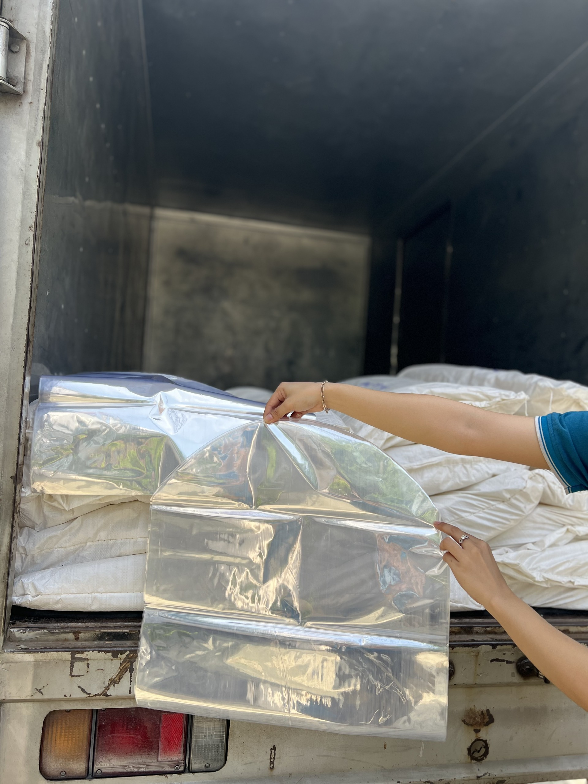 Sỉ lẻ màng co giỏ quà giá xưởng 4x toàn quốc