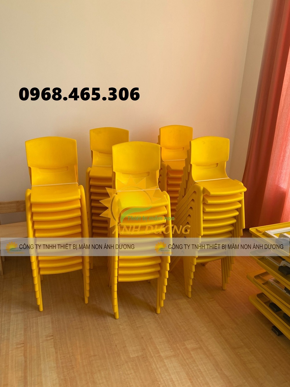 Bàn gỗ mầm non, ghế gỗ mầm non, bàn gập chân mầm non