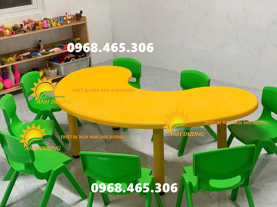 Bàn gỗ mầm non, ghế gỗ mầm non, bàn gập chân mầm non
