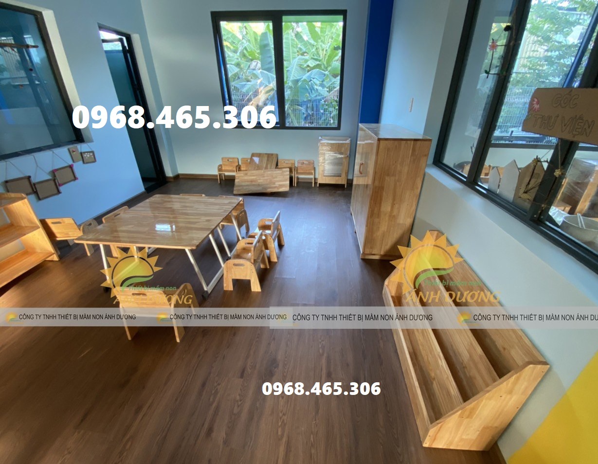 Bàn nhựa mầm non, ghế nhựa đúc mầm non nhiều màu giá rẻ