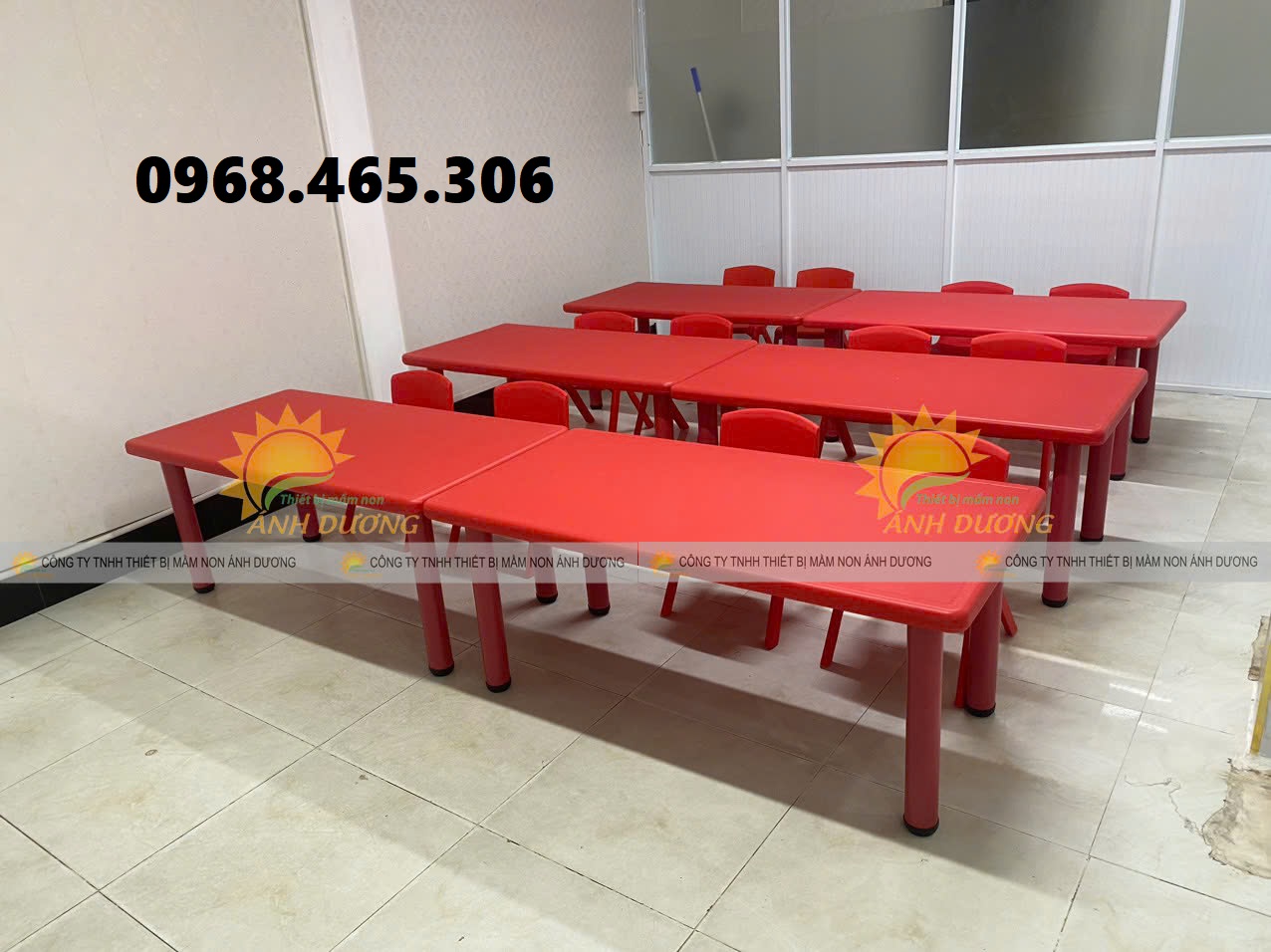 Bàn bán nguyệt mầm non, bàn nhựa chữ nhật mầm non, bàn mầm non