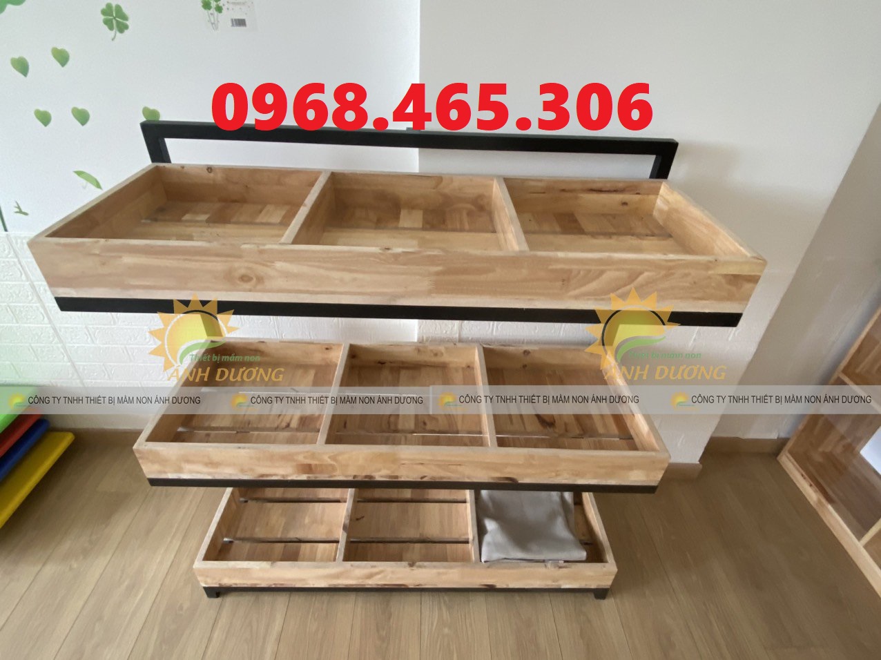 Kệ gỗ cao su mầm non, kệ gỗ nhà trẻ mẫu giáo, kệ trẻ em