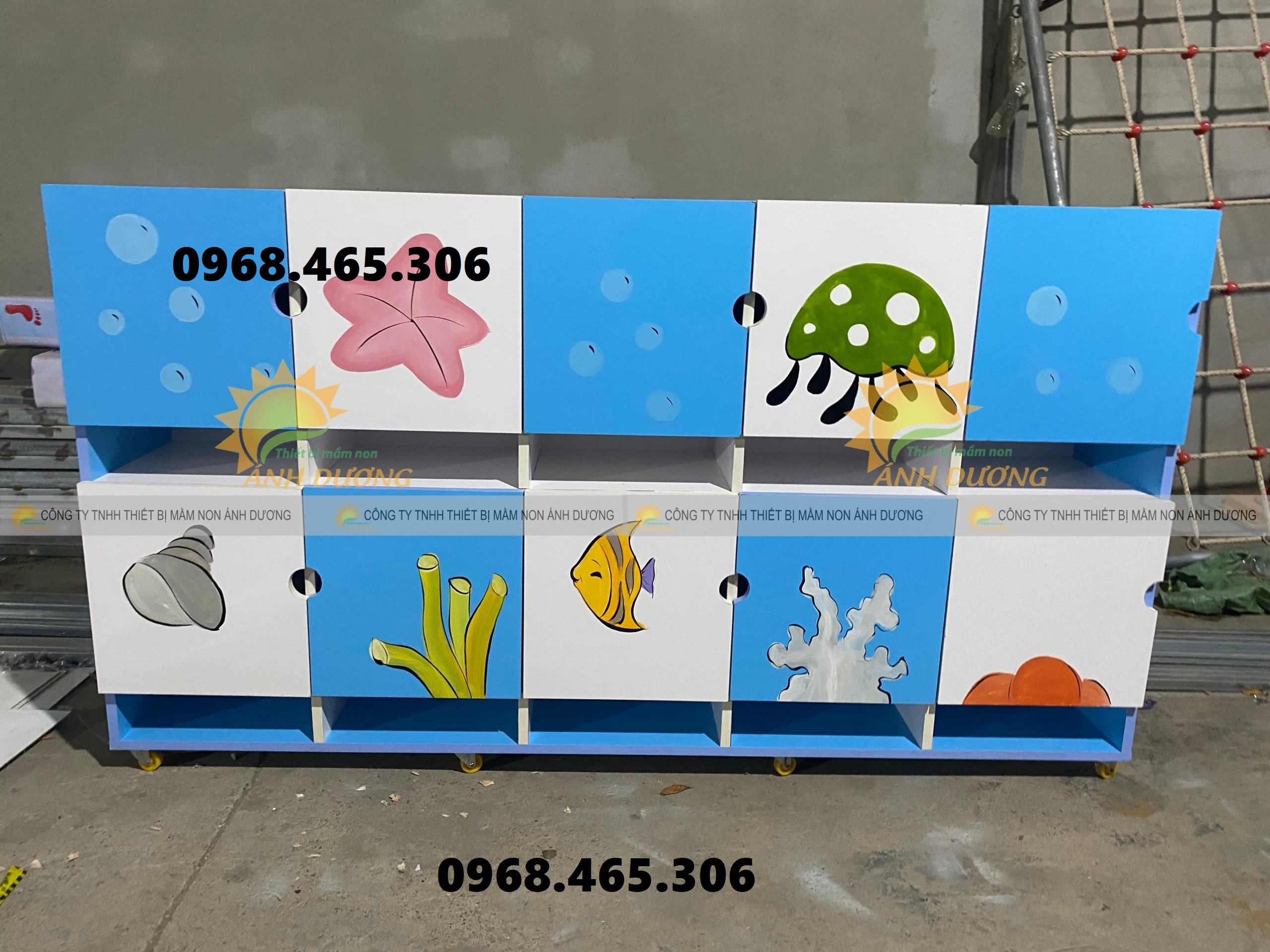 Tủ cặp dép mầm non, tủ cặp mầm non bằng gỗ, tủ cặp mầm non