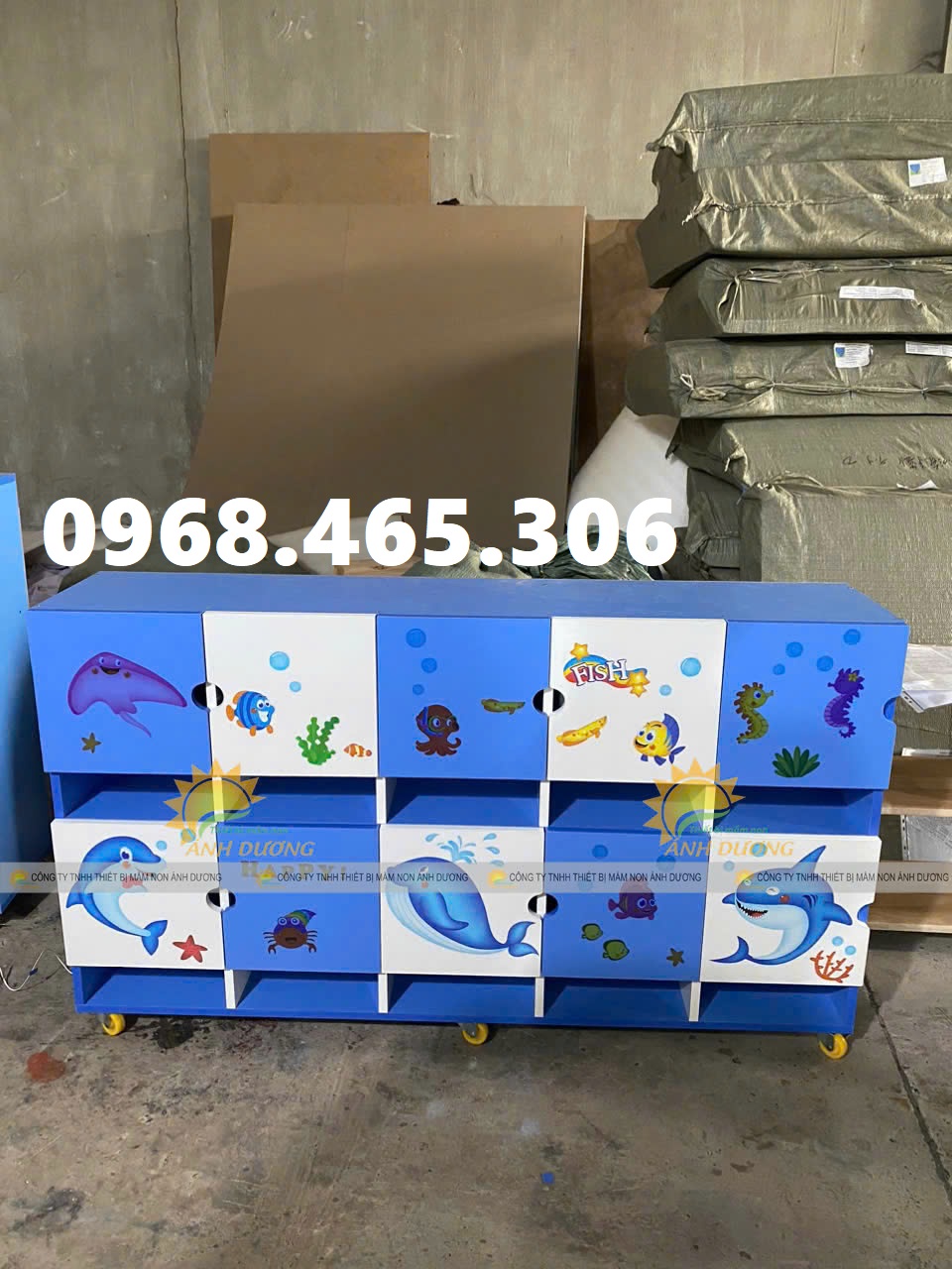 Tủ cặp dép mầm non, tủ cặp mầm non bằng gỗ, tủ cặp mầm non