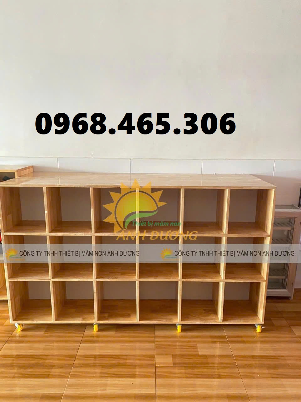 Kệ cặp mầm non, tủ cặp mầm non bằng gỗ, kệ cặp dép mầm non