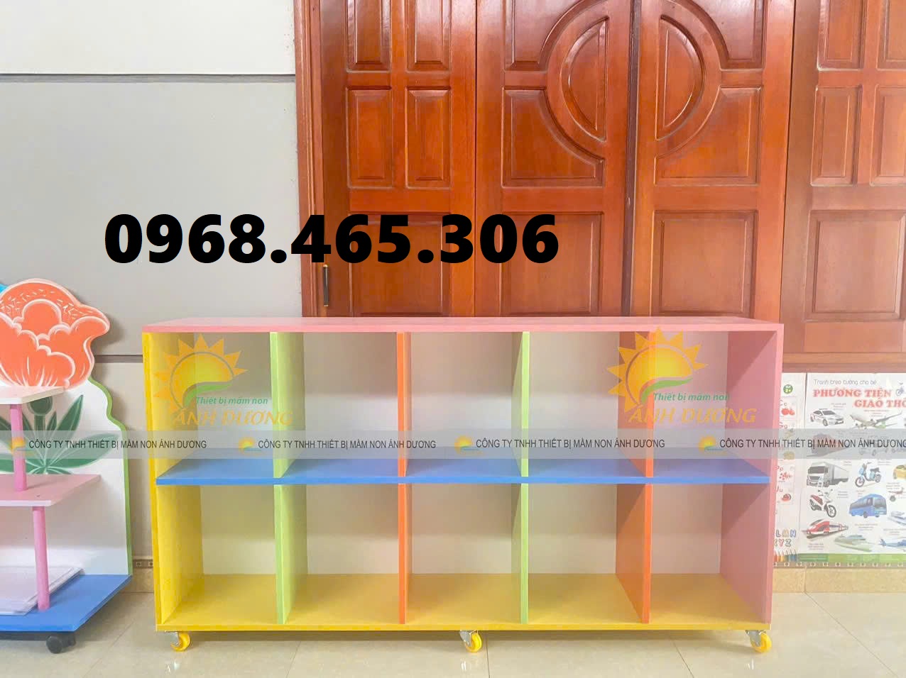 Kệ cặp mầm non, tủ cặp mầm non bằng gỗ, kệ cặp dép mầm non