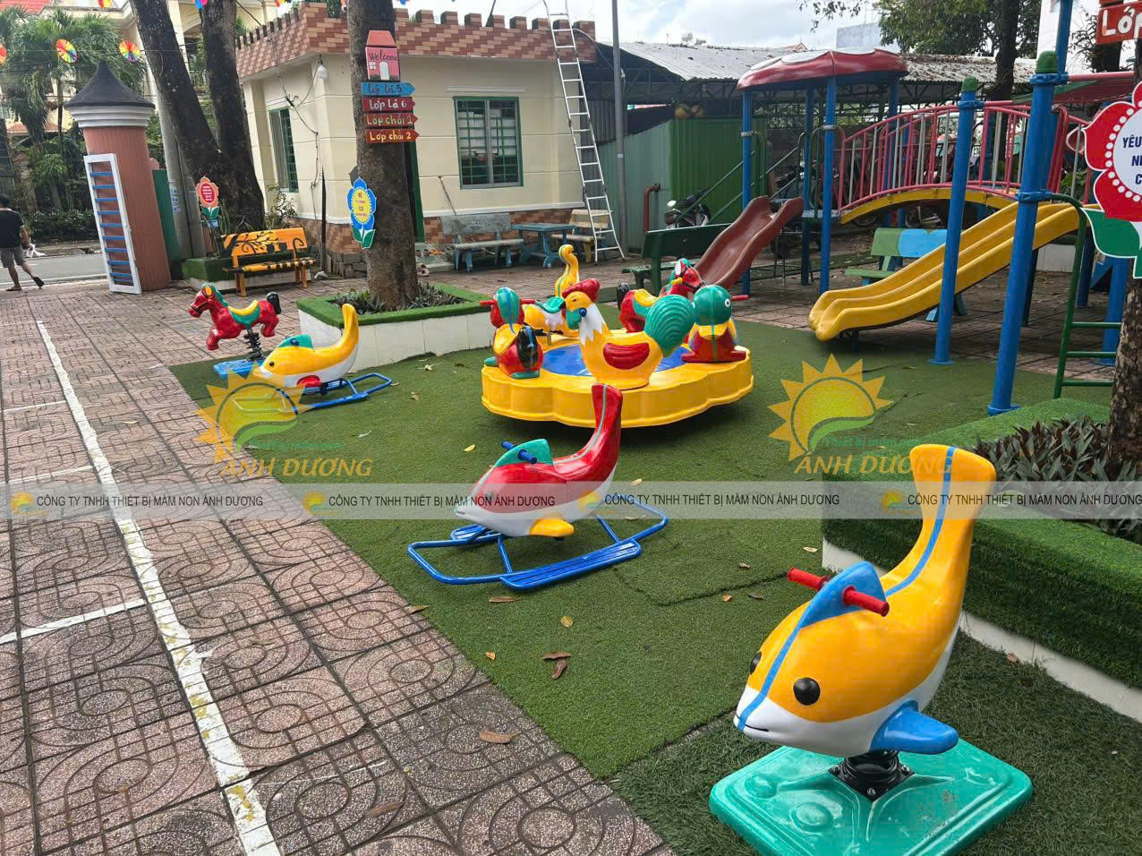 Nhà banh trẻ em, thang leo cầu trượt trẻ em ngoài trời