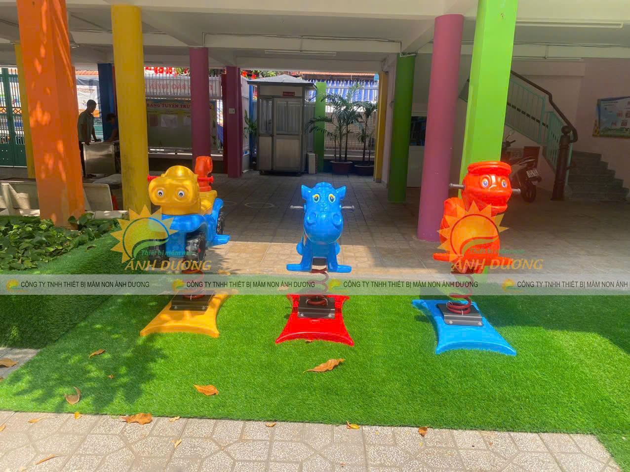 Nhà banh trẻ em, thang leo cầu trượt trẻ em ngoài trời