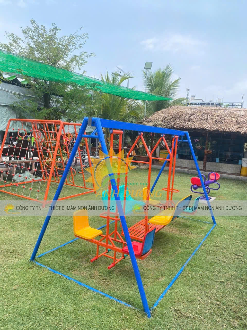 Nhà banh trẻ em, thang leo cầu trượt trẻ em ngoài trời