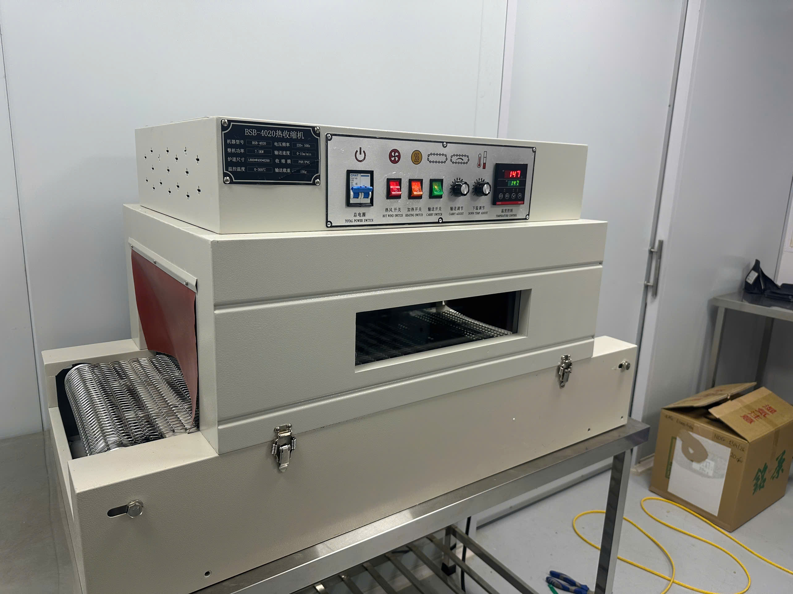 máy co màng băng tải lưới 4020 co đa dạng sản phẩm