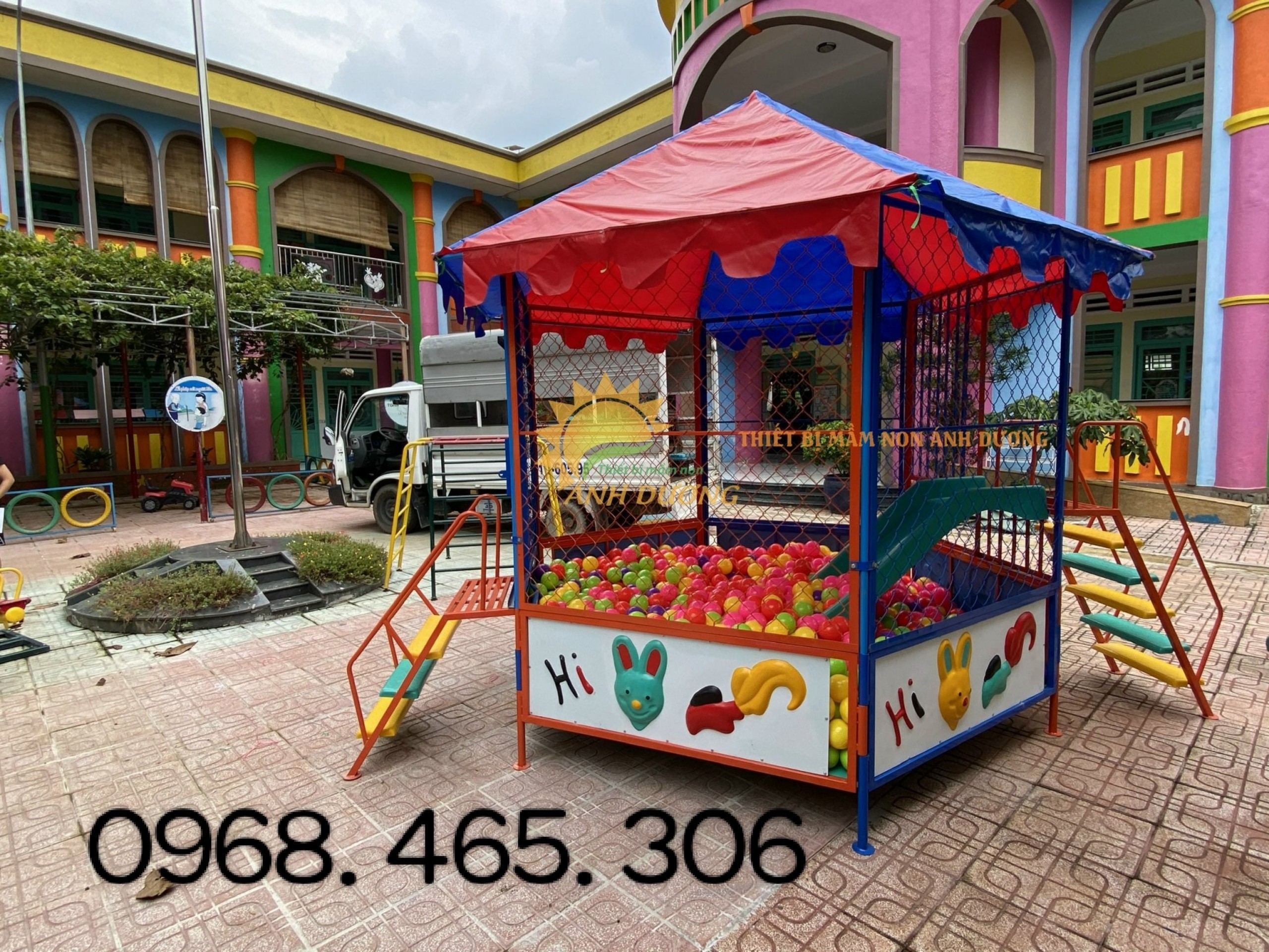 Nhà banh sắt trẻ em, nhà banh ngoài trời cho bé, nhà banh mầm non