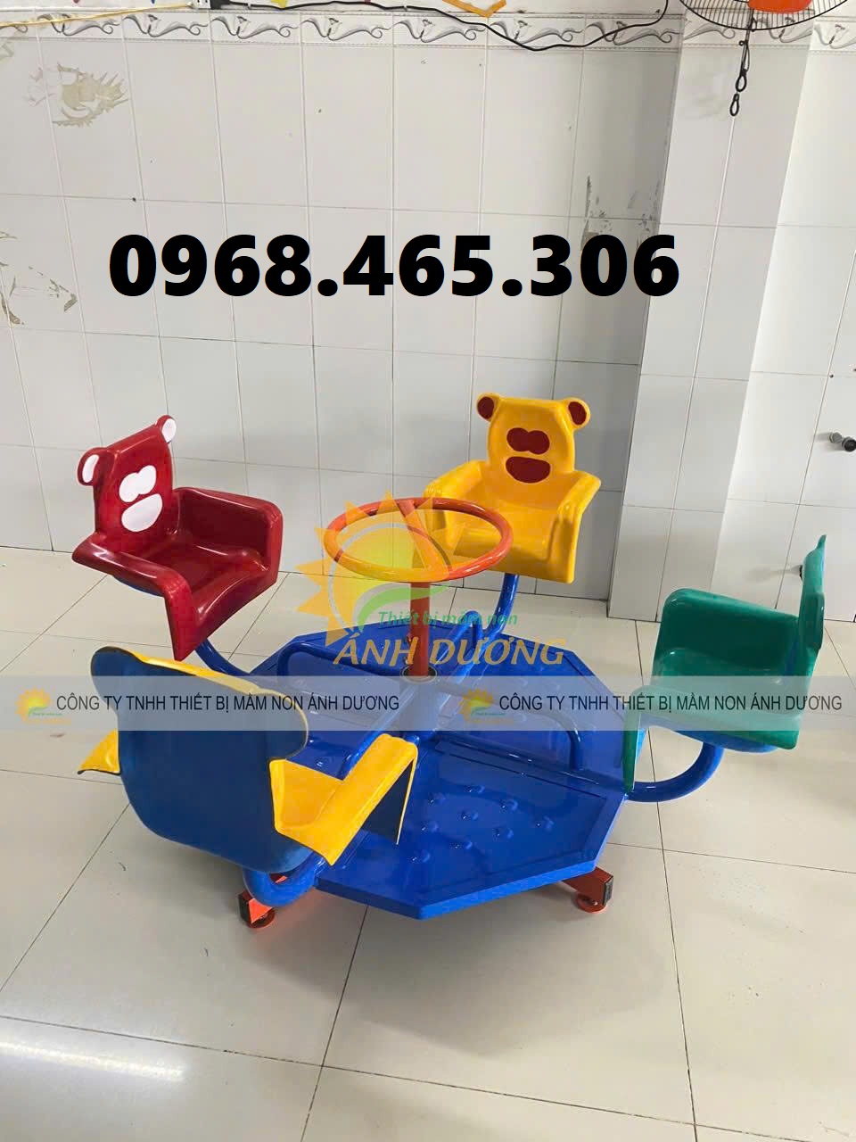 Đu quay ghế gấu mầm non, đu quay 4 ghế ngồi hình gấu