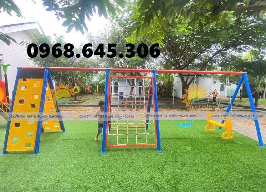Thang leo mầm non, thang leo trẻ em bằng sắt, thang giao động cho bé
