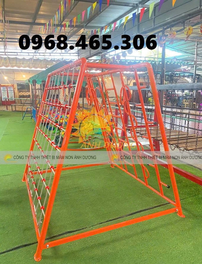 Thang leo mầm non, thang leo trẻ em bằng sắt, thang giao động cho bé