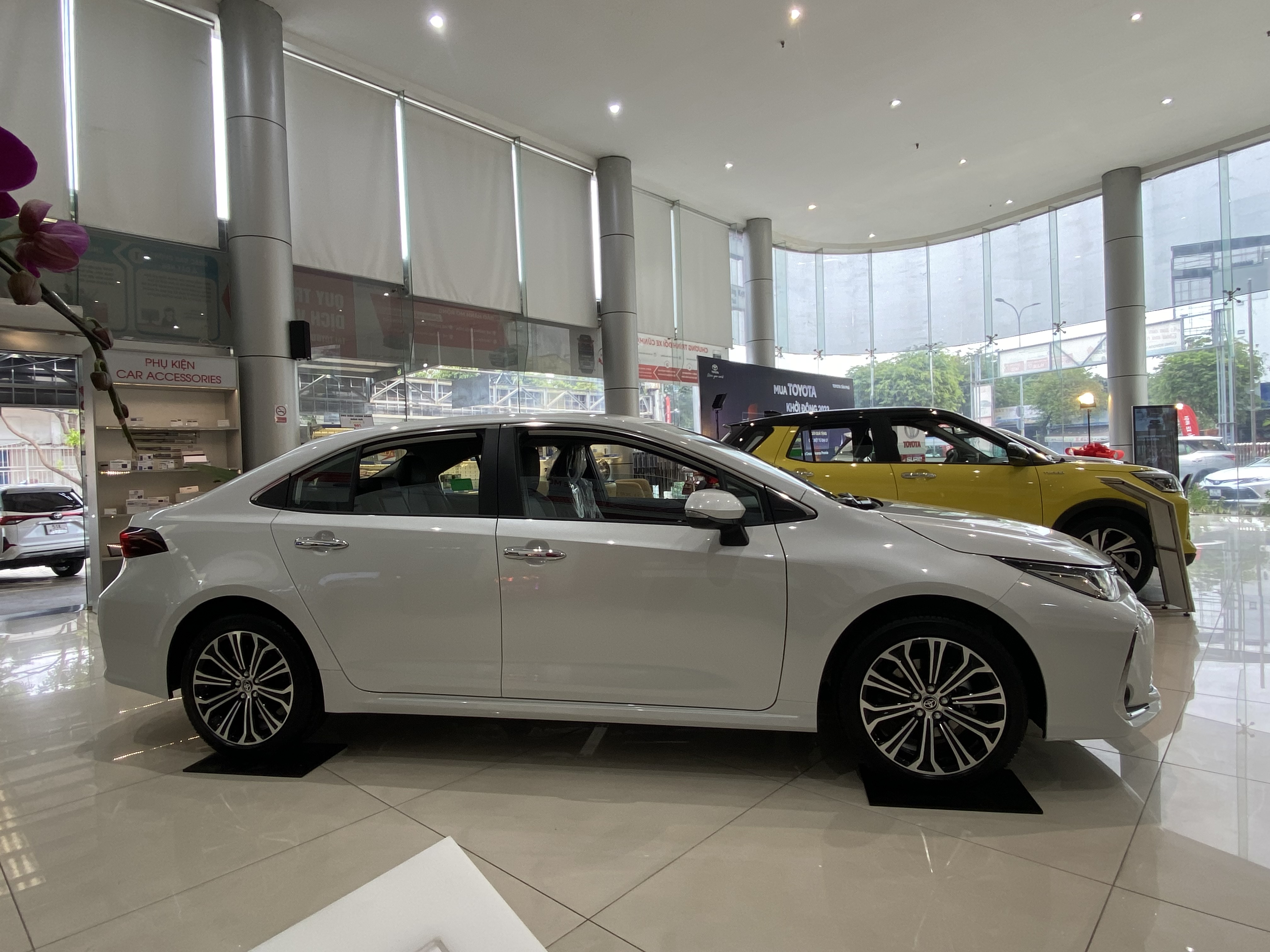 Toyota Corolla Altis 2023 - Nhập Thái Lan - Ưu đãi khủng