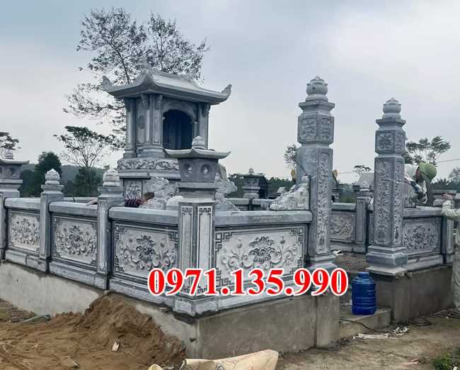 Khuôn viên lăng mộ bằng đá bán Hậu Giang - gia tộc dòng họ