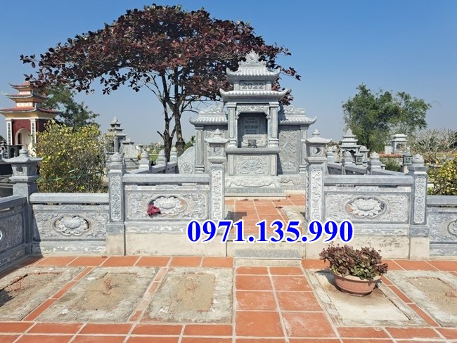 Khuôn viên lăng mộ bằng đá bán Hậu Giang - gia tộc dòng họ