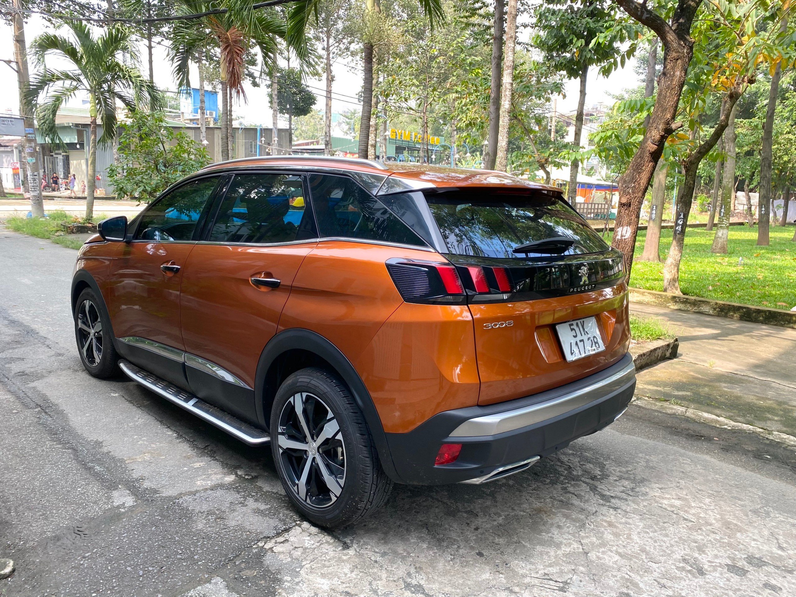 Cần bán chiếc Peugeot 3008 Model 2023. full option