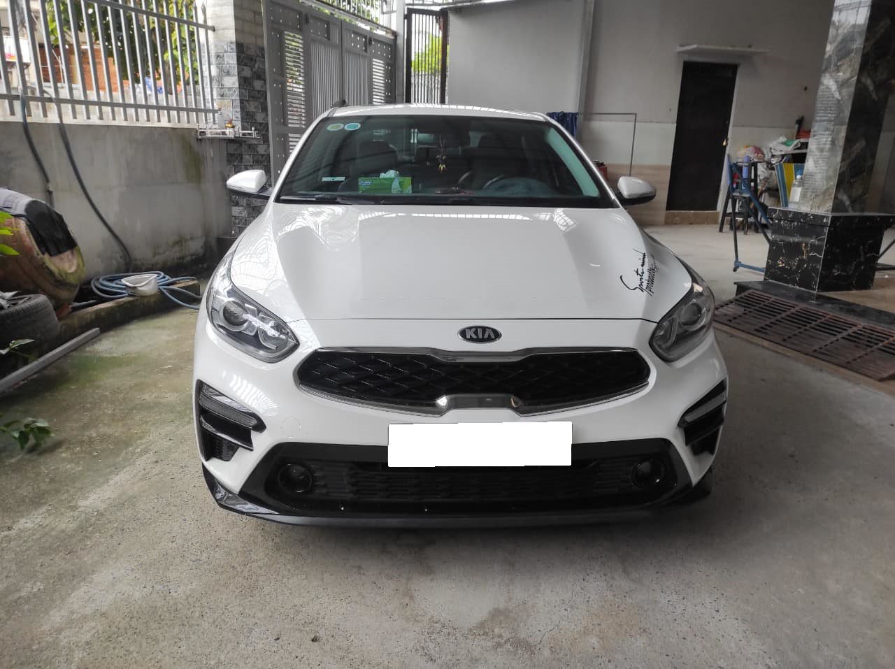 Cần bán xe kia cerato Luxury, màu trắng 2020