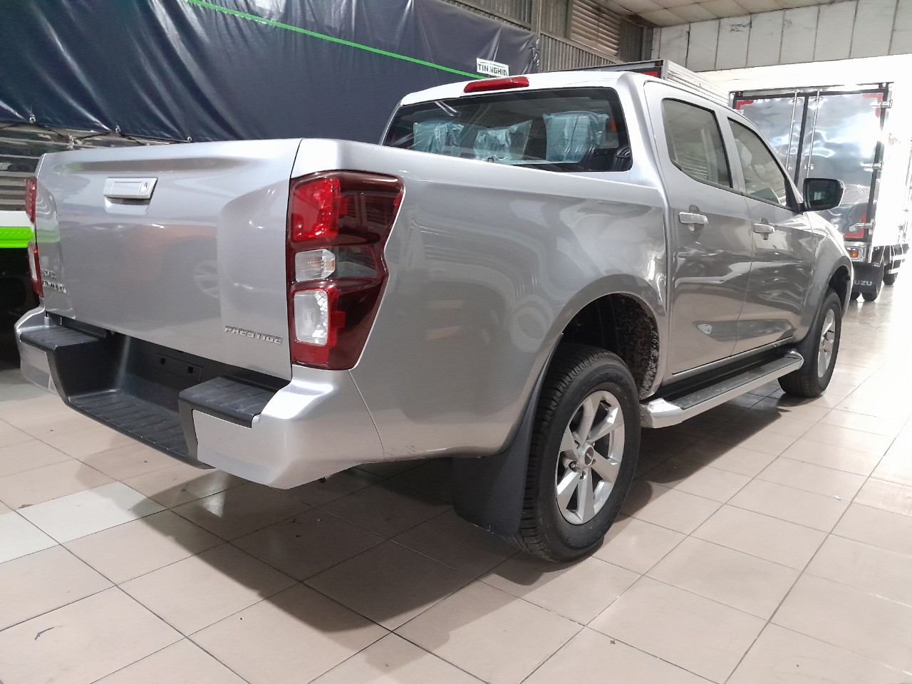 Isuzu Dmax Prestige 2022 - có sẵn giao ngay! Thanh Lý