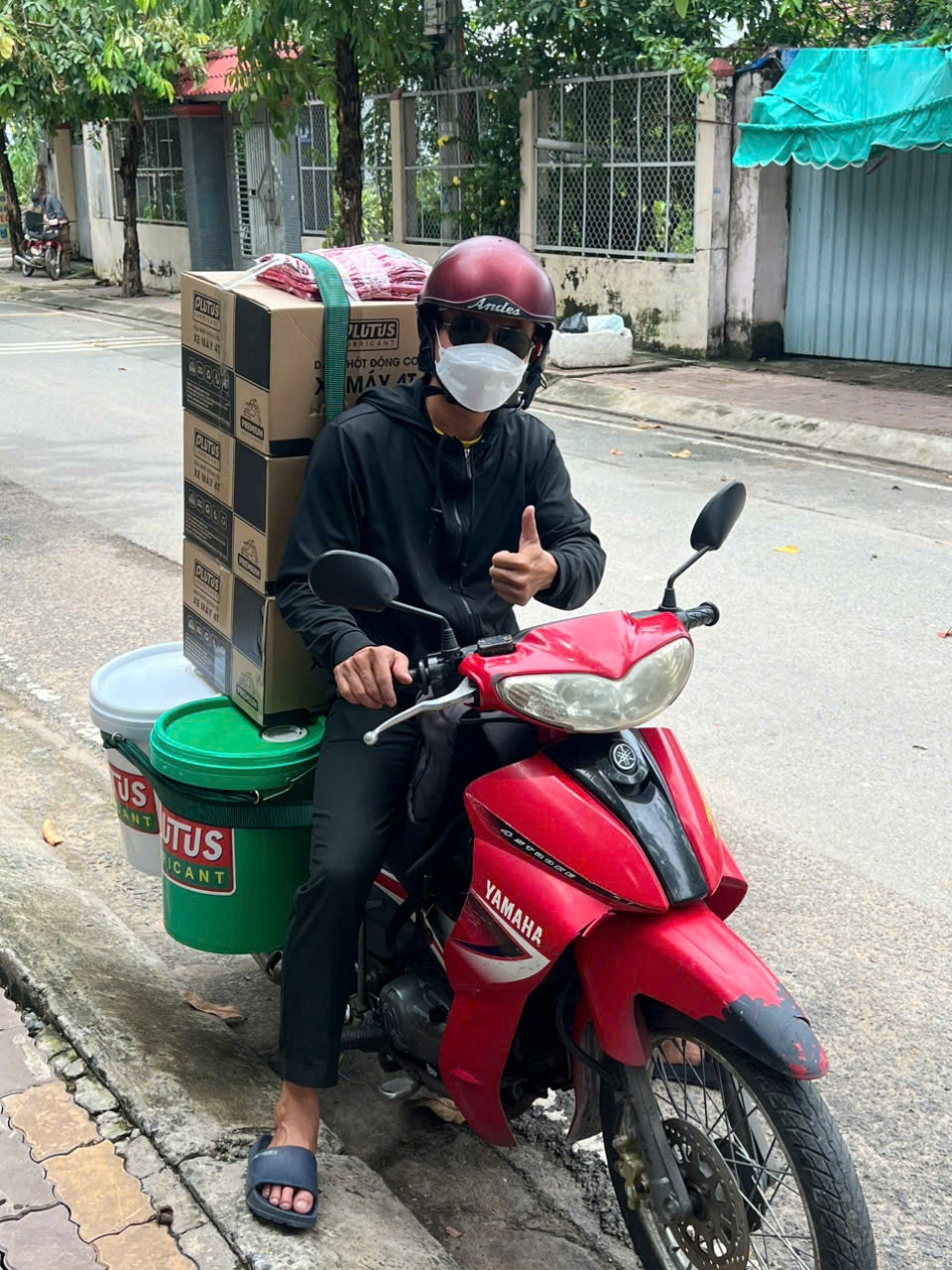 Plutus - Dầu Nhớt công nghệ tiến tiến, phù hợp với mọi điều kiện