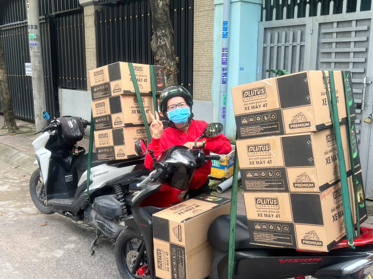 Dầu nhớt Plutus bảo vệ động cơ toàn diện vận hành êm ái