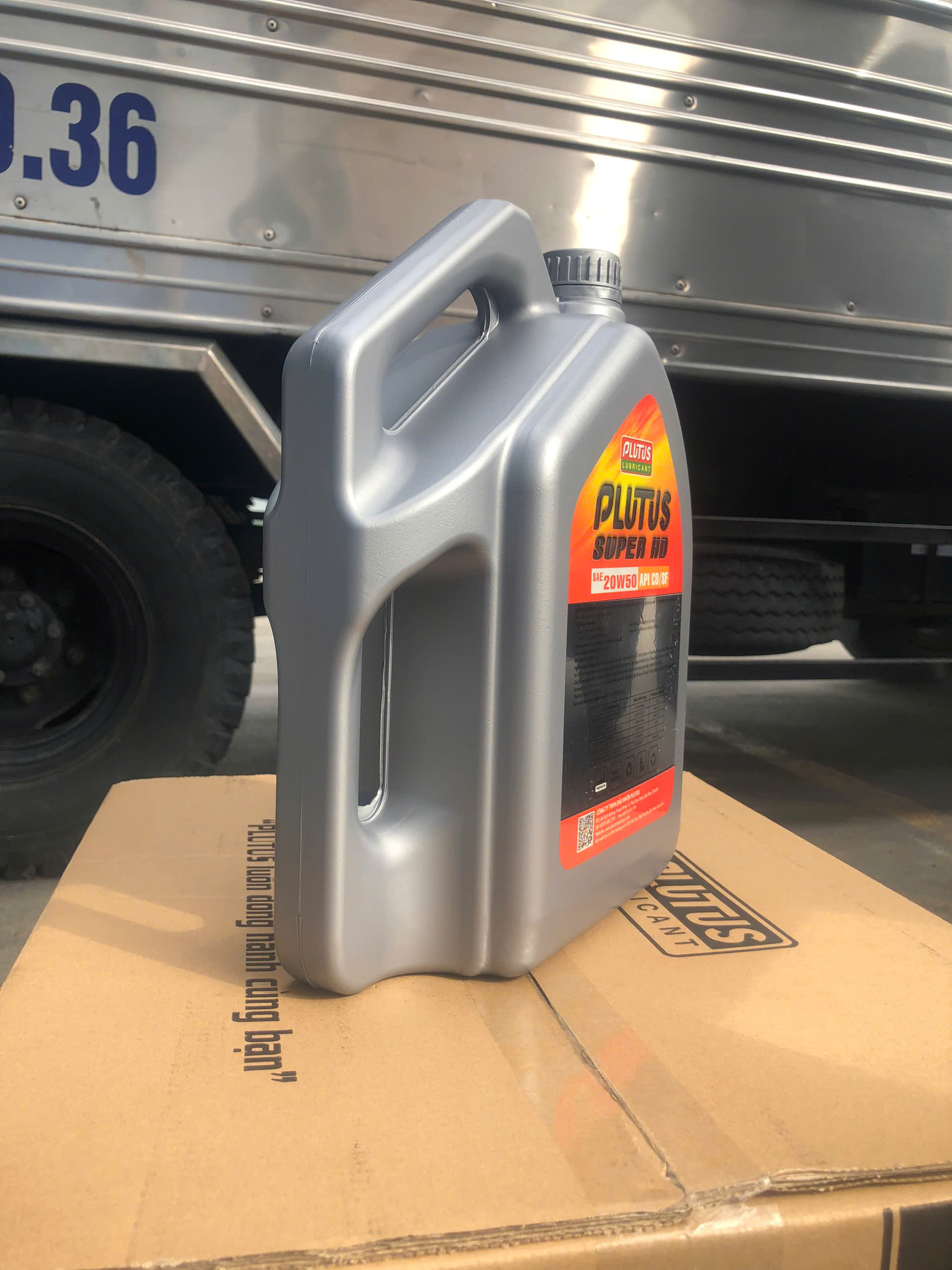 Dầu nhớt Plutus - Chiếc xe của bạn xứng đáng được chắm sóc tốt hơn