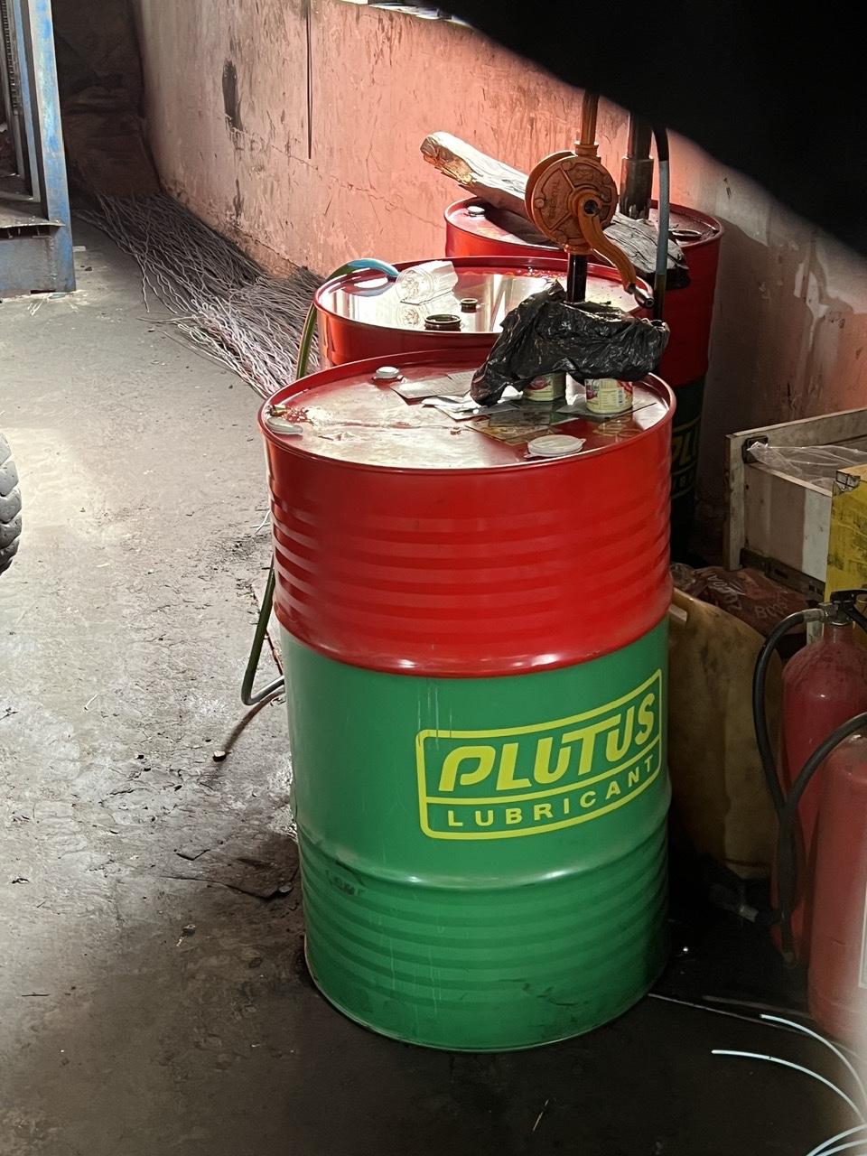 Dầu nhớt Plutus - Giải pháp toàn diện cho động cơ