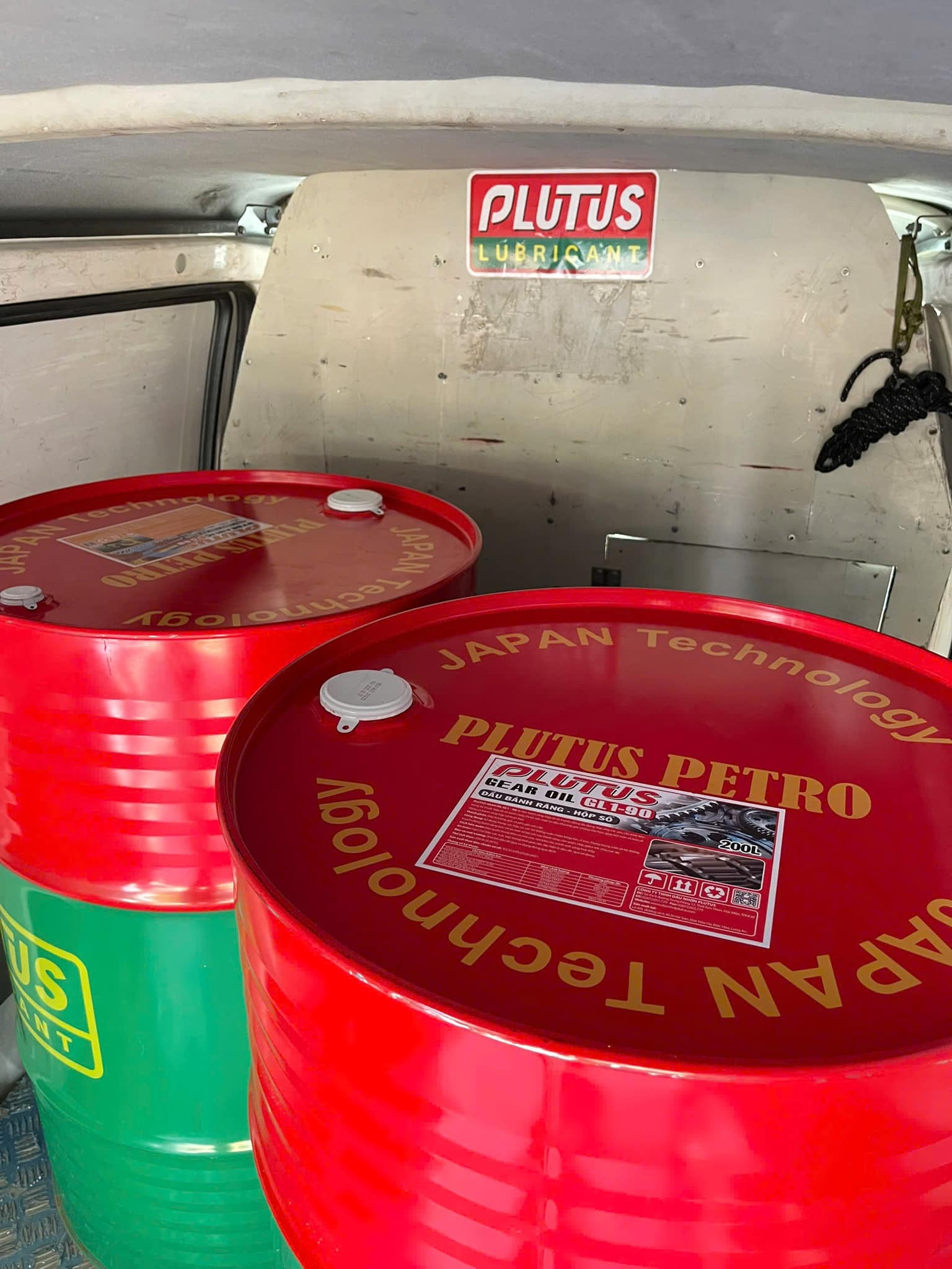 Dầu nhờn Plutus - Chất lượng tạo nên sự khác biệt