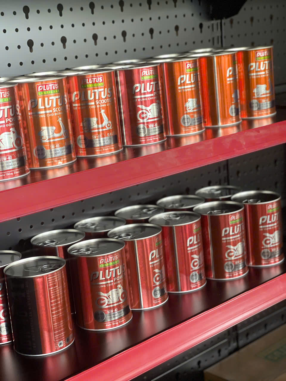 Giới thiệu sản phẩm dầu nhớt Plutus - dầu nhớt chính hãng