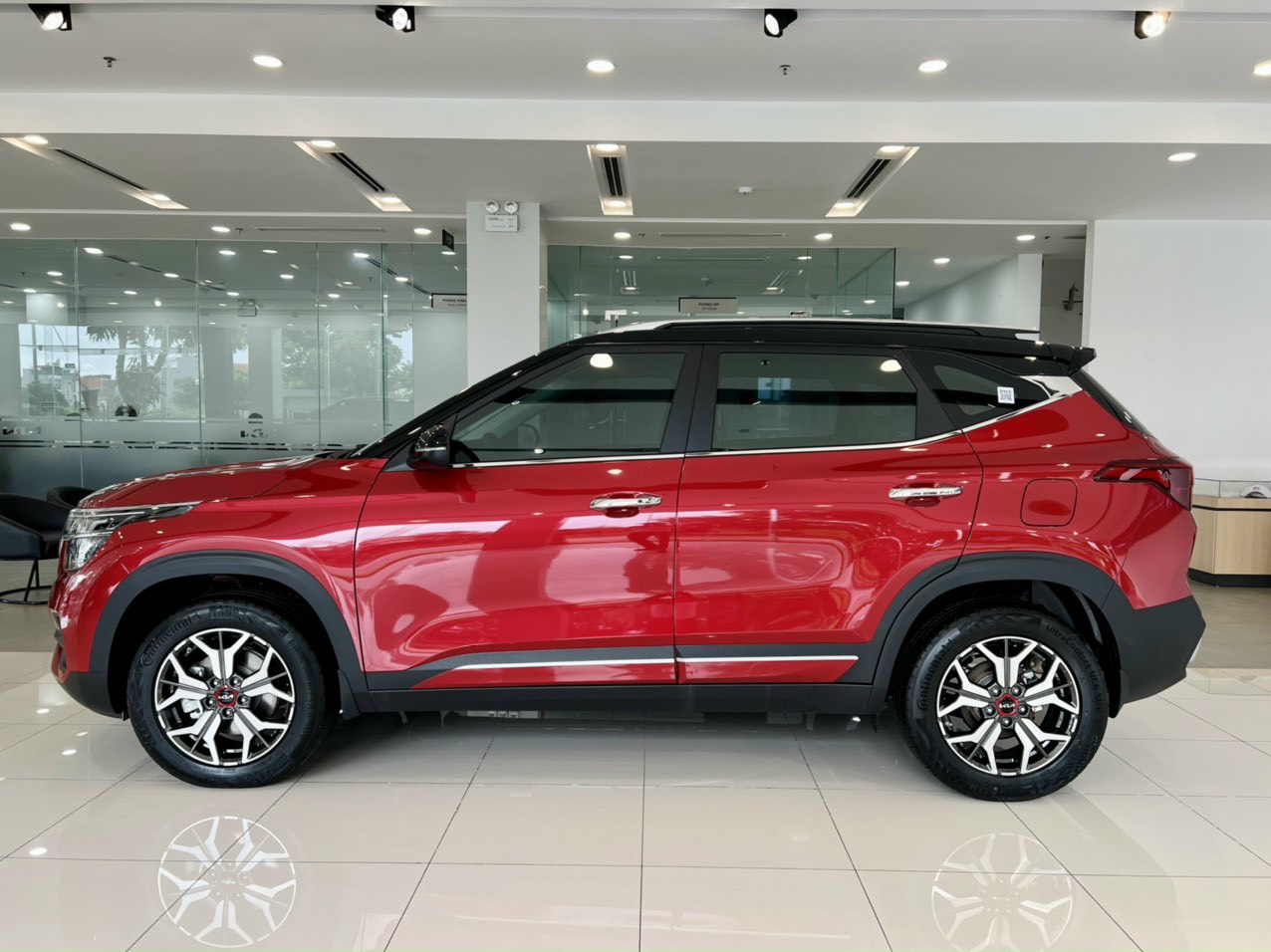 Kia Seltos-  KIA 5 chỗ - KIA SUV- Trả g&oacutep ô tô 