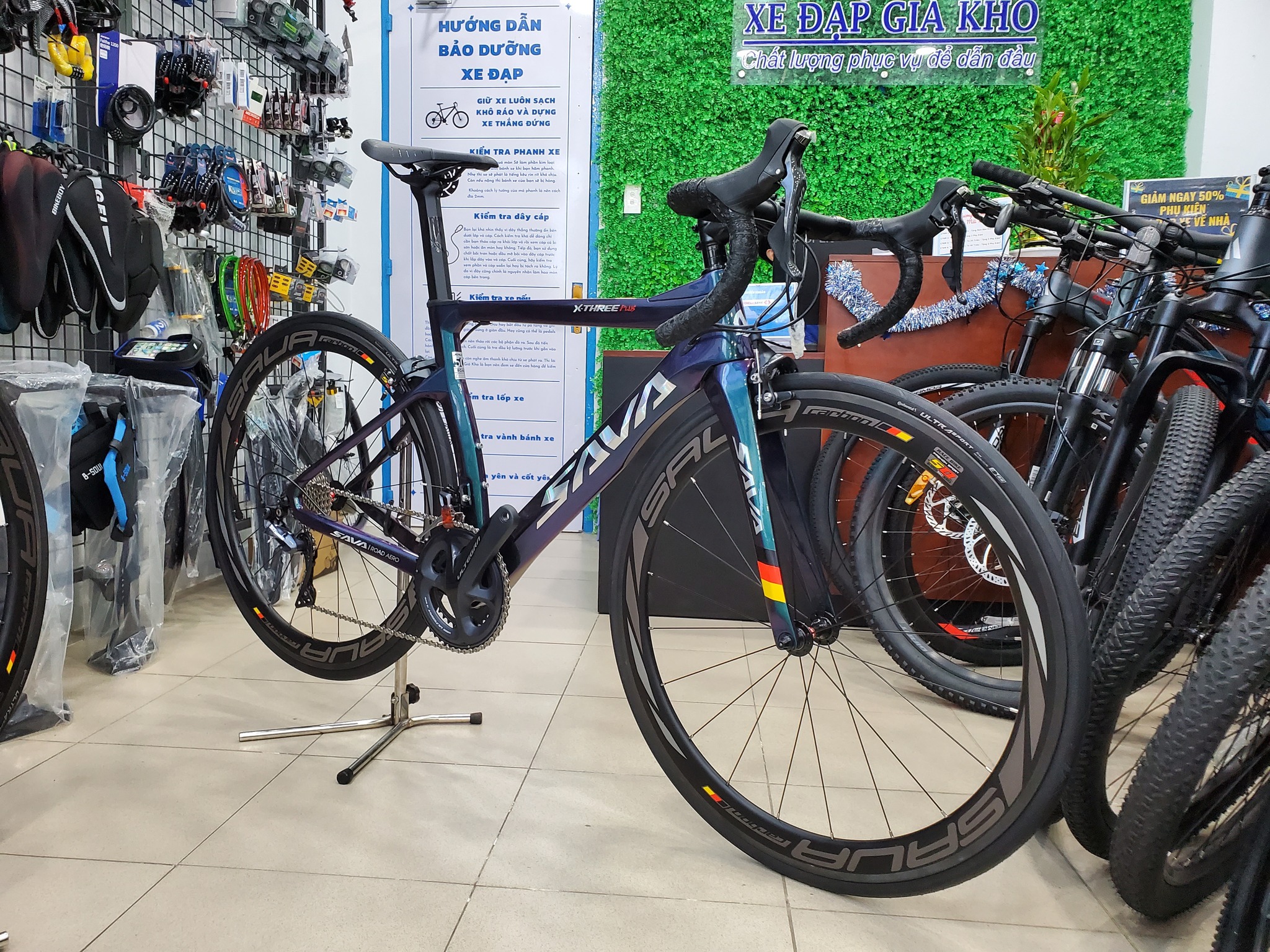 Xe Đạp Đua Roadbike  SavaX3 Plus Đổi Màu 