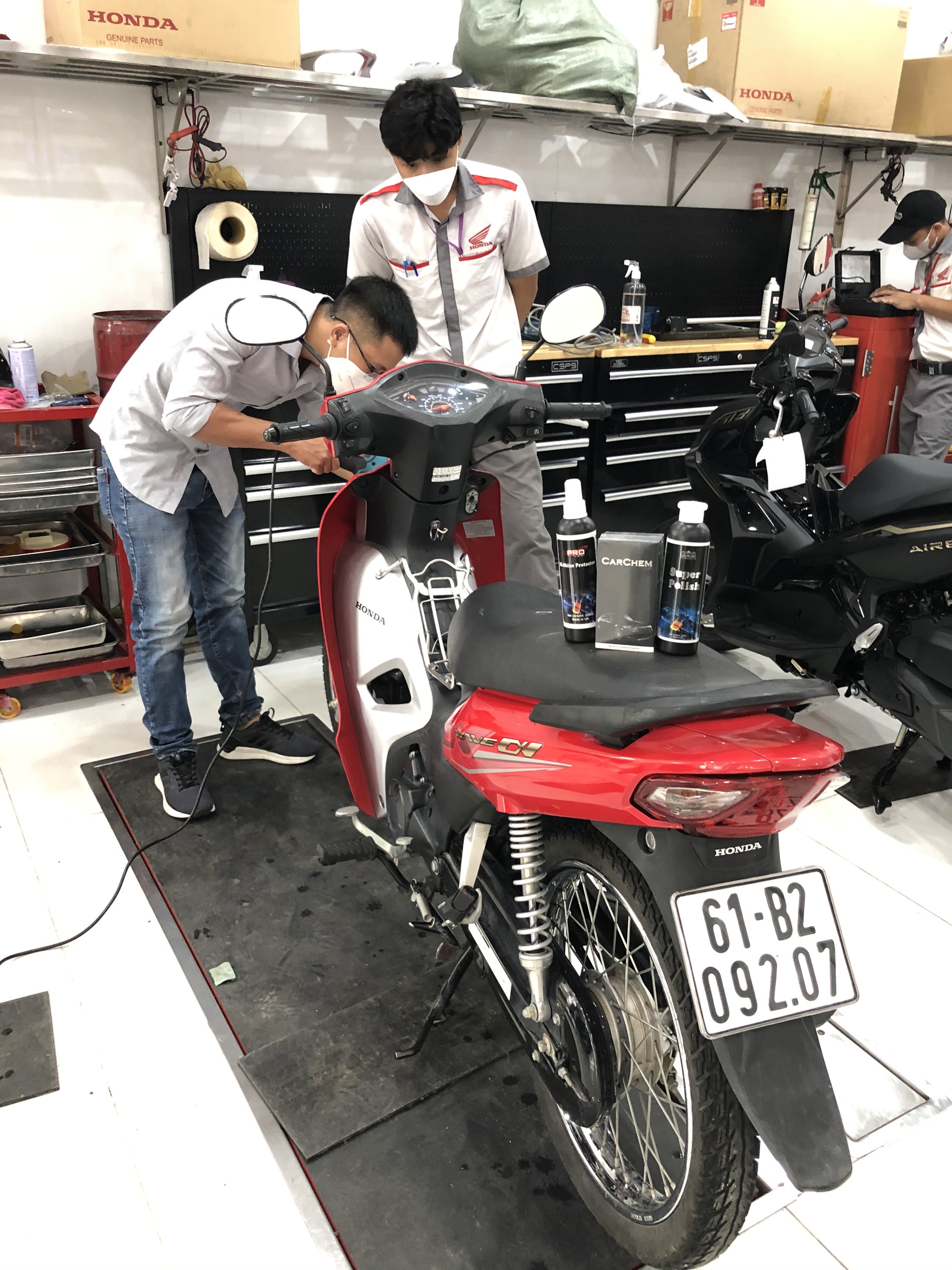 Nano phủ sơn xe m&aacutey - Nano bảo vệ sơn xe m&aacutey
