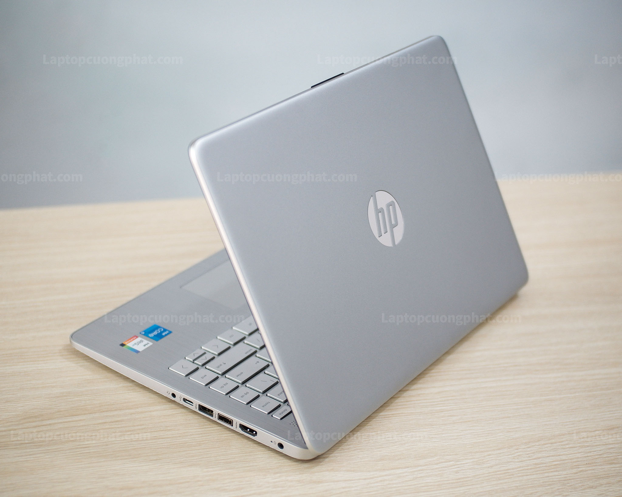 HP 14-dp2xxx i5-1135G7 Ram 8gb SSD 256gb 14 HD+