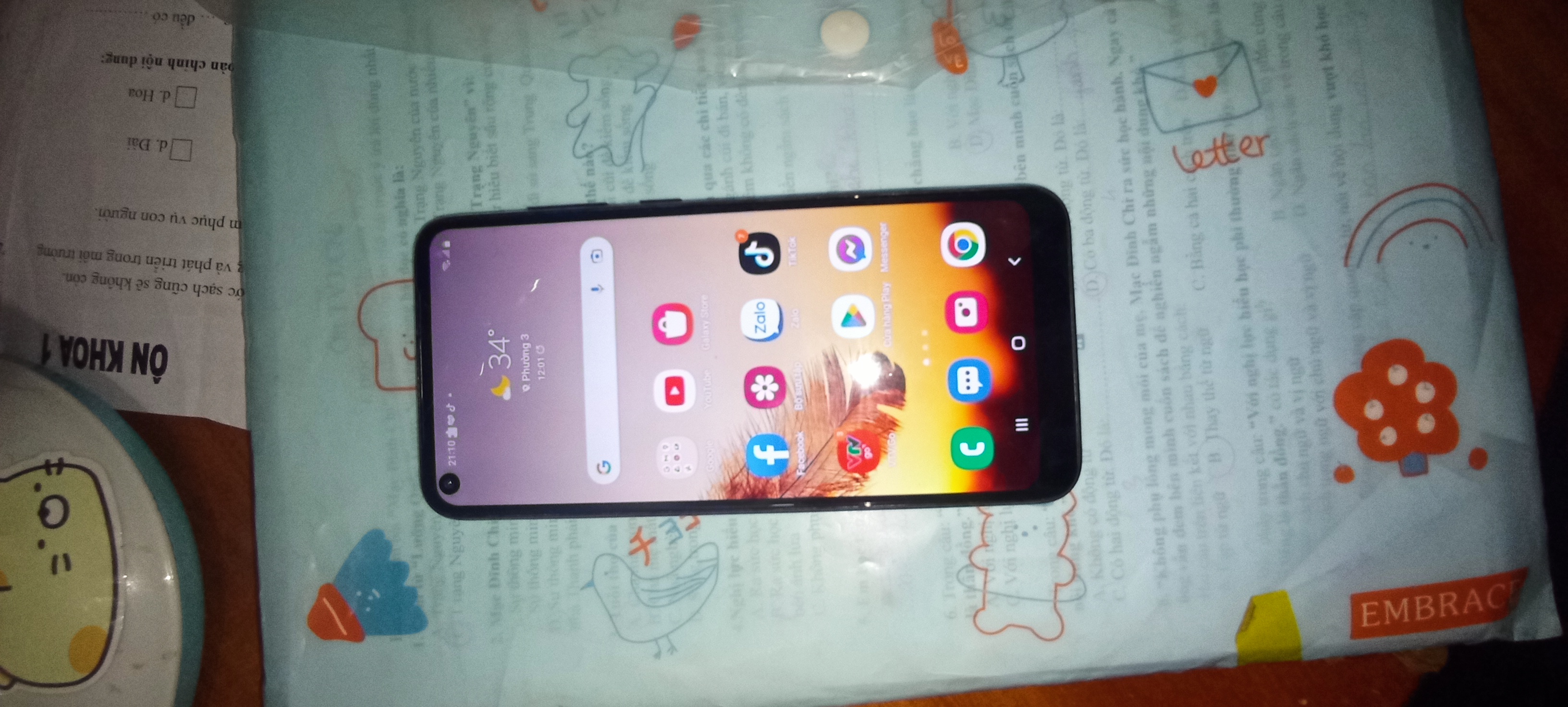 Thanh lý Samsung a11 cũ. Zin. Đẹp. Không lỗi lầm