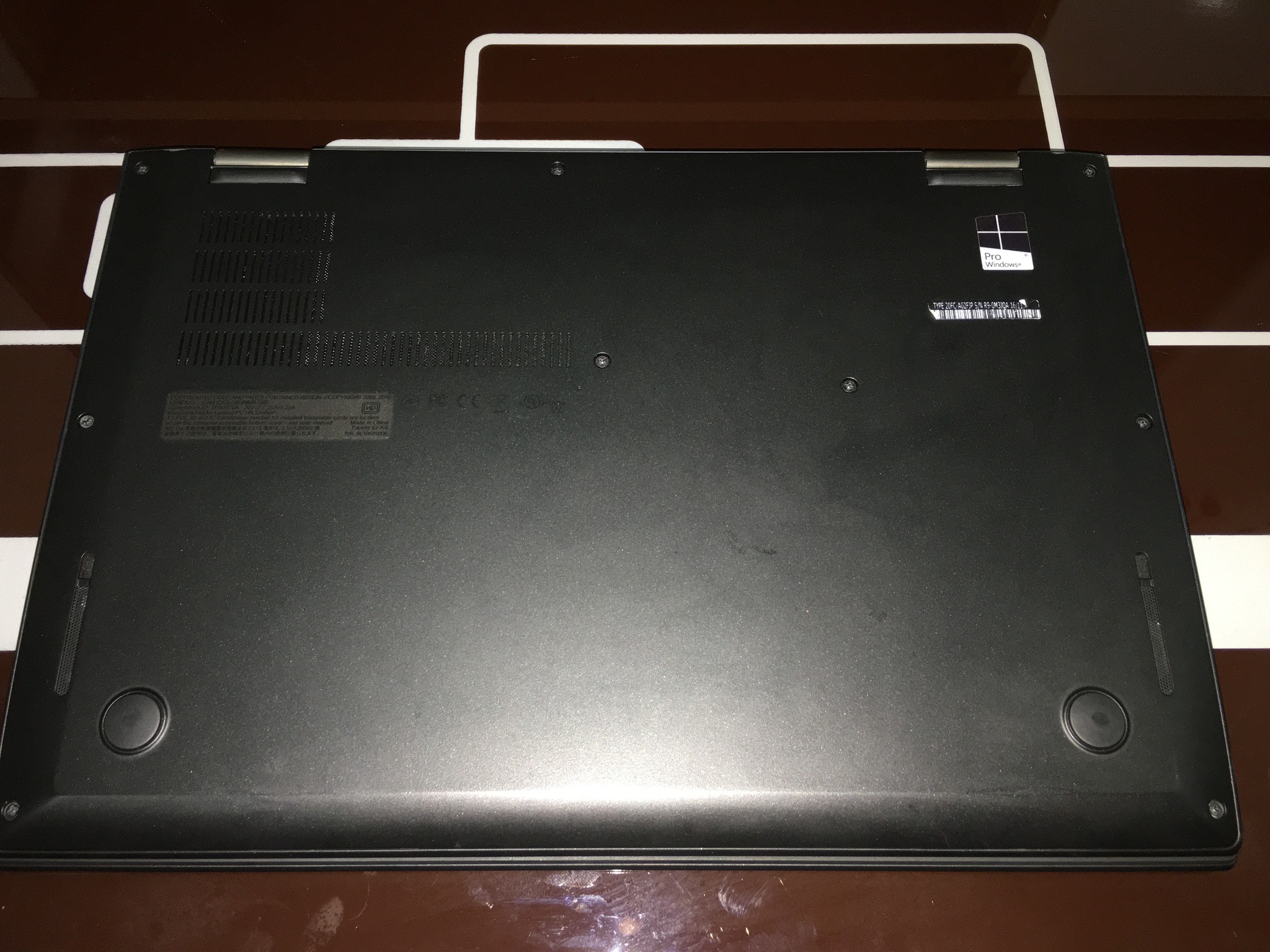 Lenovo Thinkpad X1 Carbon gen 4/i5-6300U/Ram 8GB/SSD 256 GB/14inch FHD