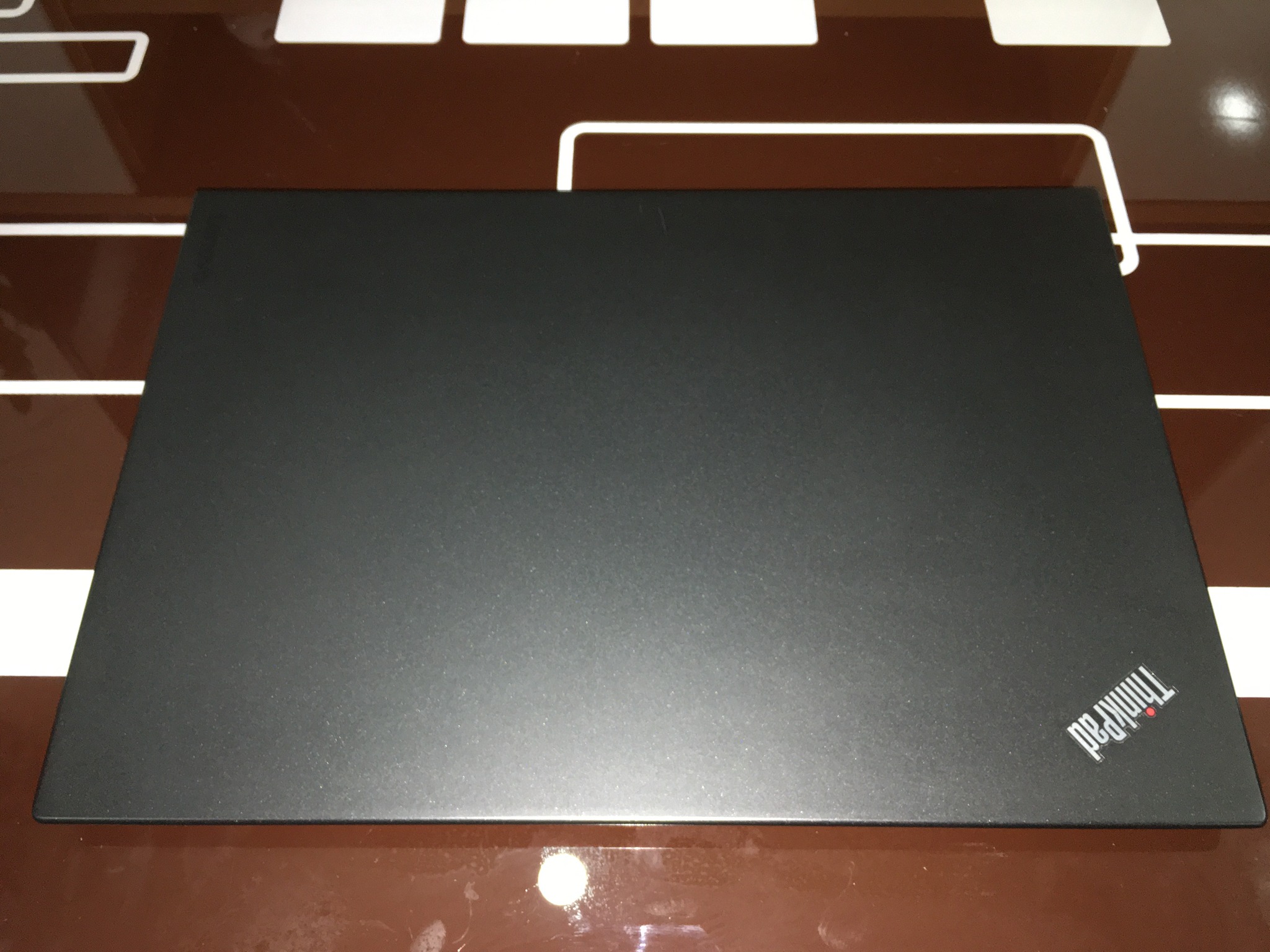 Lenovo Thinkpad X1 Carbon gen 4/i5-6300U/Ram 8GB/SSD 256 GB/14inch FHD