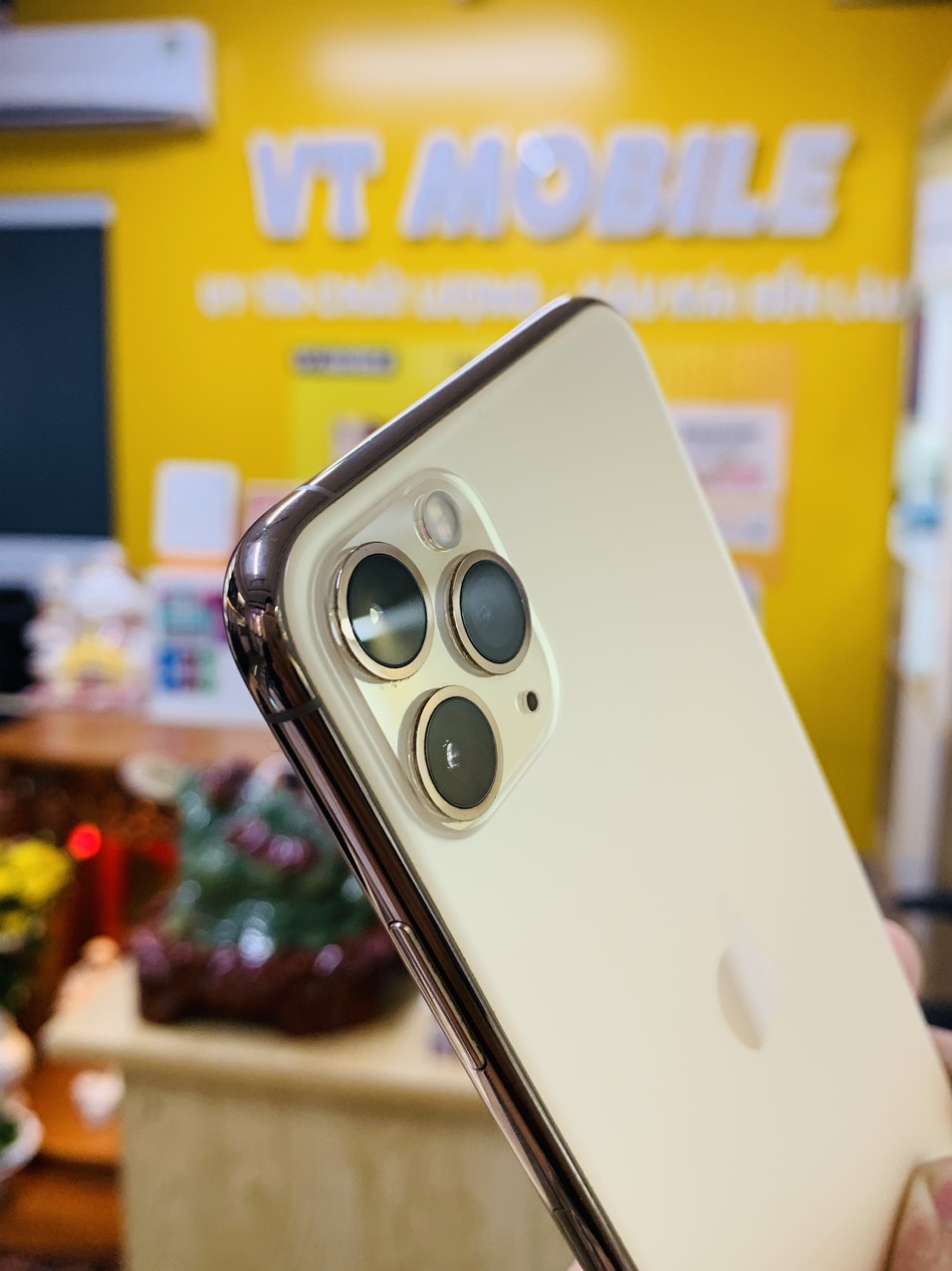 iPhone 11 Pro Max đẹp 99% - Q.Bình Thạnh TP.HCM