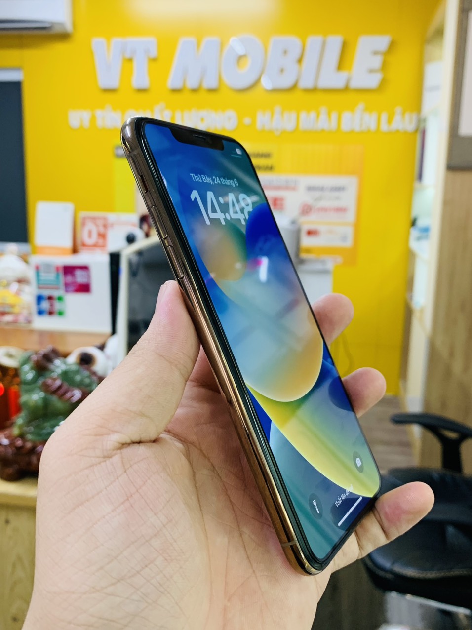 iPhone 11 Pro Max đẹp 99% - Q.Bình Thạnh TP.HCM