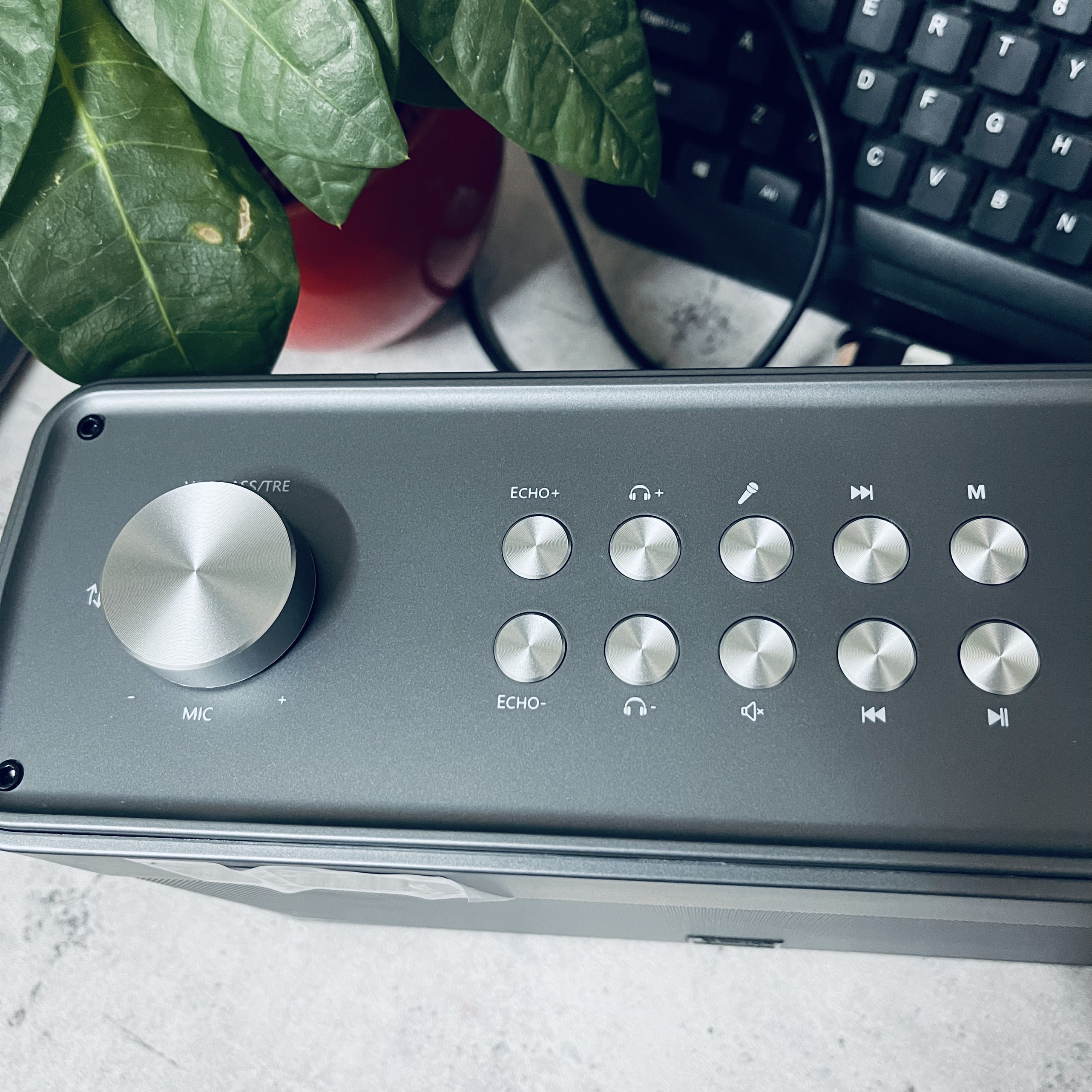 Loa BOXT Q5S - Mẫu loa xách tay hiện đại
