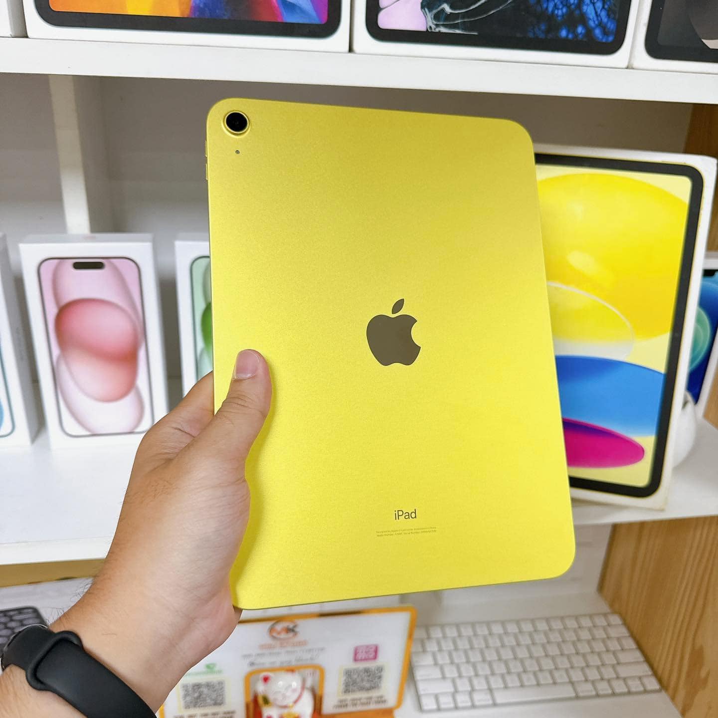 EM CÒN VÀI CON IPAD GEN 10 WIFI 64GB GIÁ TỐT KHU VỰC BÌNH DƯƠNG