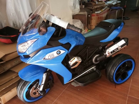 xe máy điện trẻ em R1200gs
