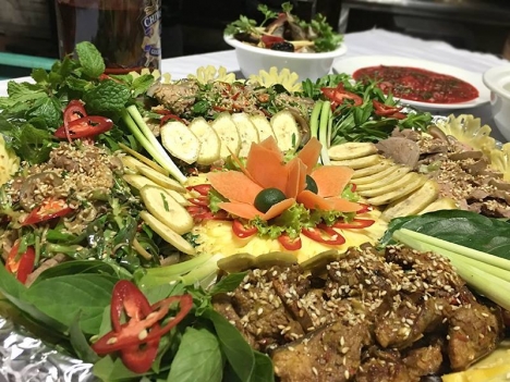 Mẹt dê đủ món ngon nhất Hà Nội