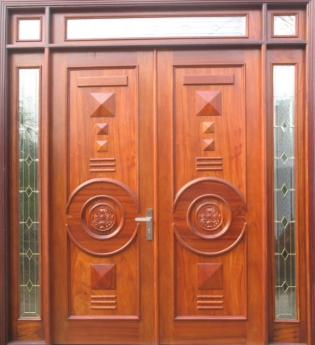 Đồ gỗ nội thất - Cửa gỗ mỹ nghệ kiểu cổ điển sang trọng