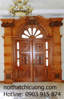 Đồ gỗ nội thất - Cửa gỗ mỹ nghệ kiểu cổ điển sang trọng